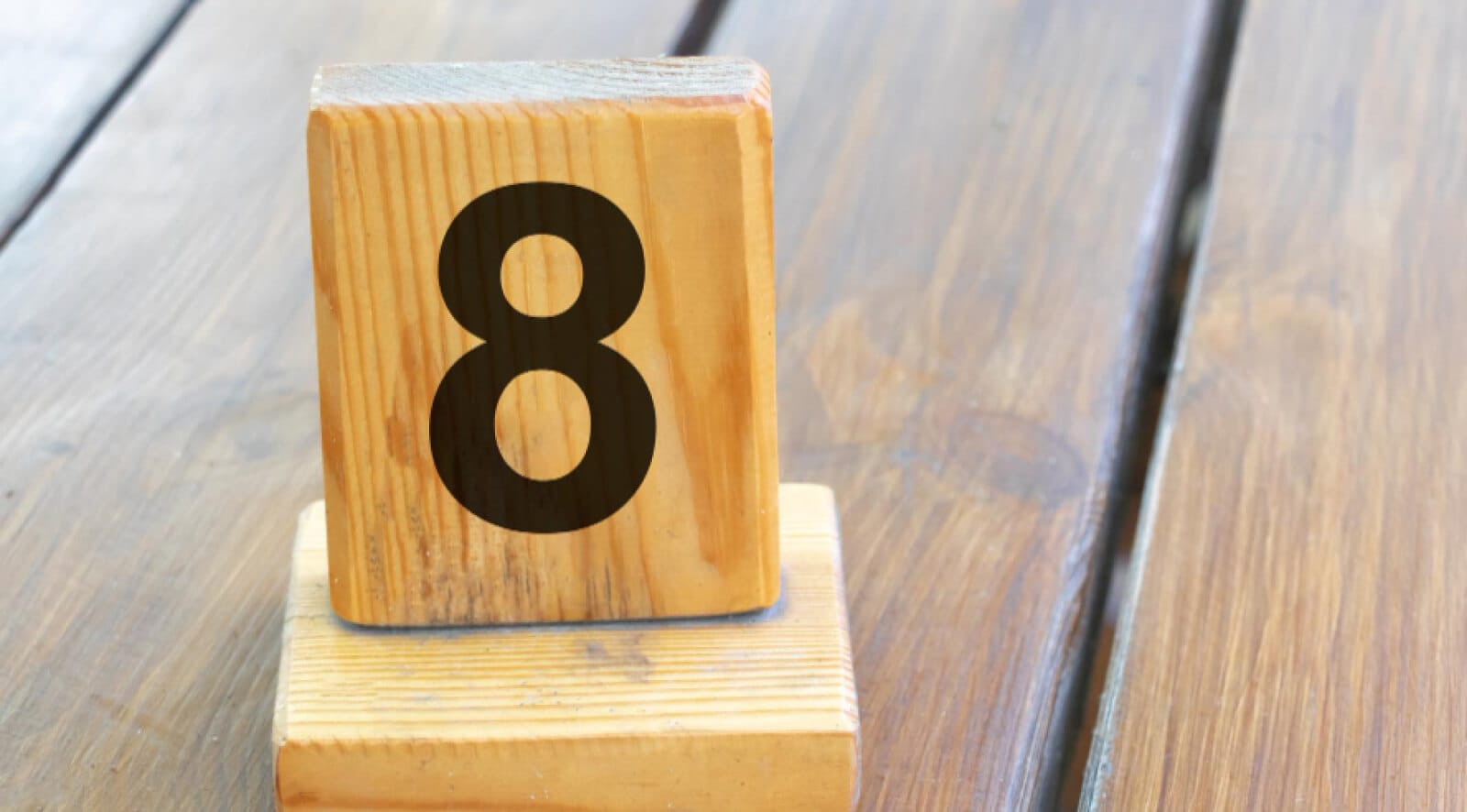 A block with the number 8 on it