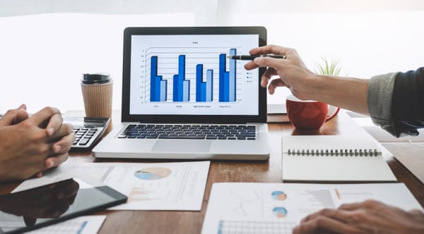 Recruitment dashboard guide: what to track and why it matters